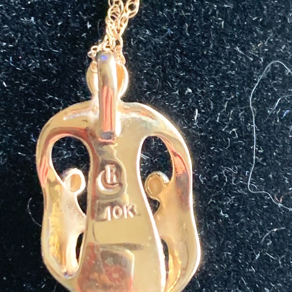 10Karat Gold Loving Family Pendant w 18” 10K Gold Chain - Picture 2 of 9